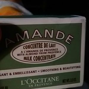 Amande cream  by Loccitane